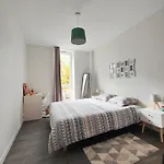 2en1 9 Personnes Max Stationnement Proche & Gratuit Wifi Lägenhet Riom