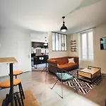 2en1 9 Personnes Max Stationnement Proche & Gratuit Wifi Lägenhet Riom
