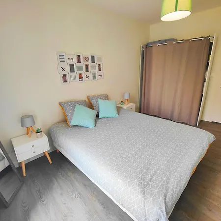 2 Apparts, Riom, 8 Pers Апартаменты