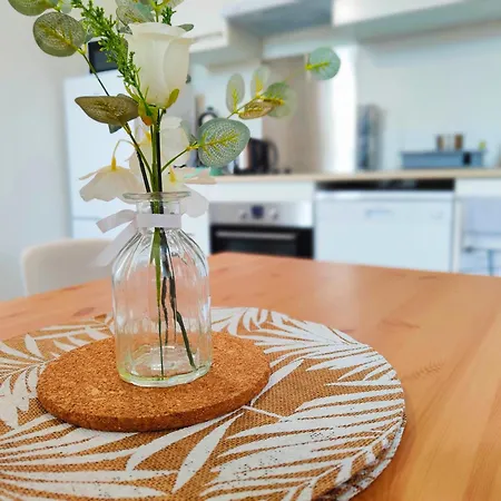 2 Apparts, Riom, 8 Pers Апартаменты *