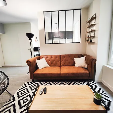 Apartment 2en1 9 Personnes Max Stationnement Proche & Gratuit Wifi