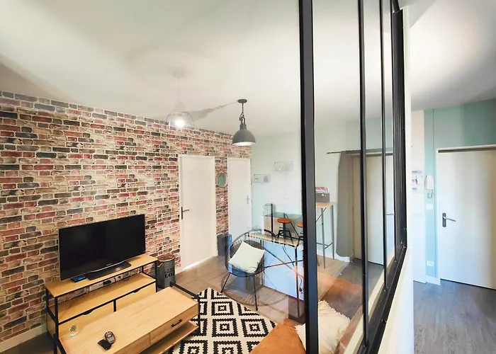 2 Apparts, Riom, 8 Pers Riom