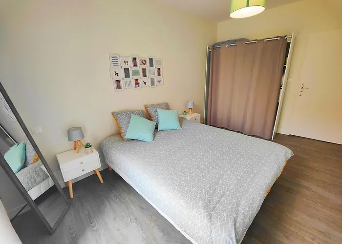 2 Apparts, Riom, 8 Pers Appartement