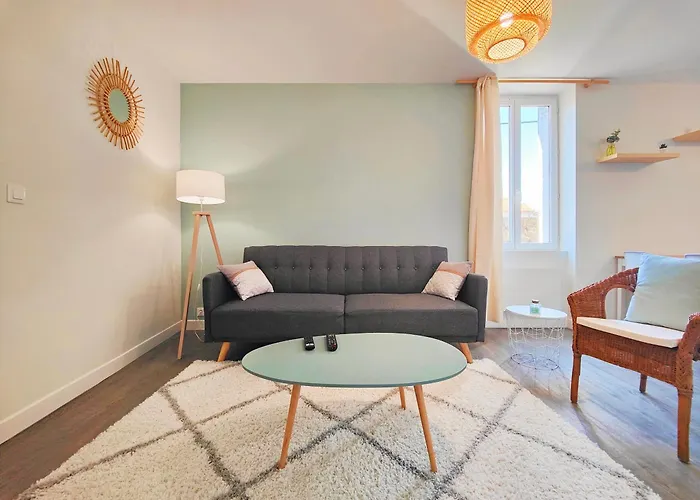 Appartement 2 Apparts, Riom, 8 Pers *