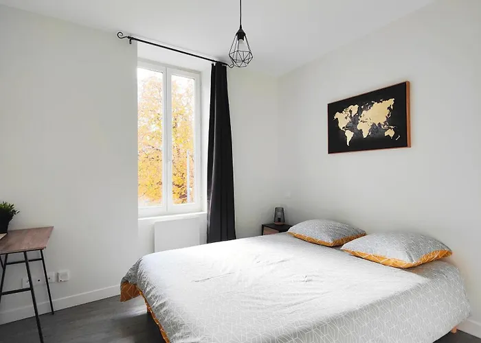 Appartement 2 Apparts, Riom, 8 Pers Riom