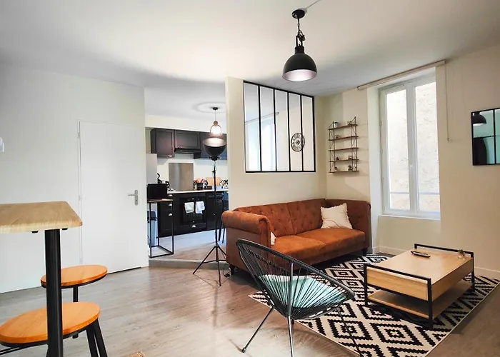 2 Apparts, Riom, 8 Pers Appartement Riom